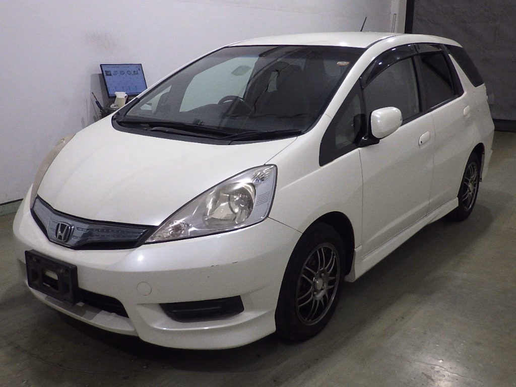 HONDA FIT SHUTTLE