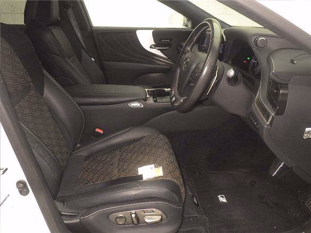 LEXUS LS500H