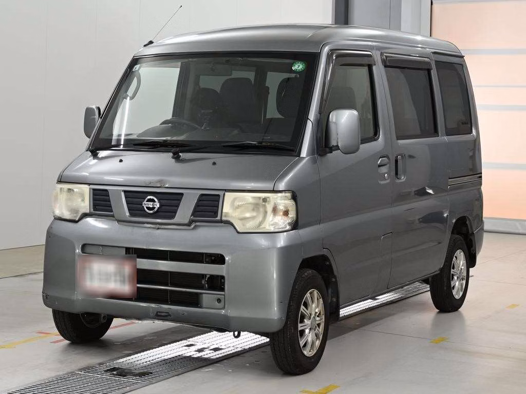 NISSAN NV100 CLIPPER