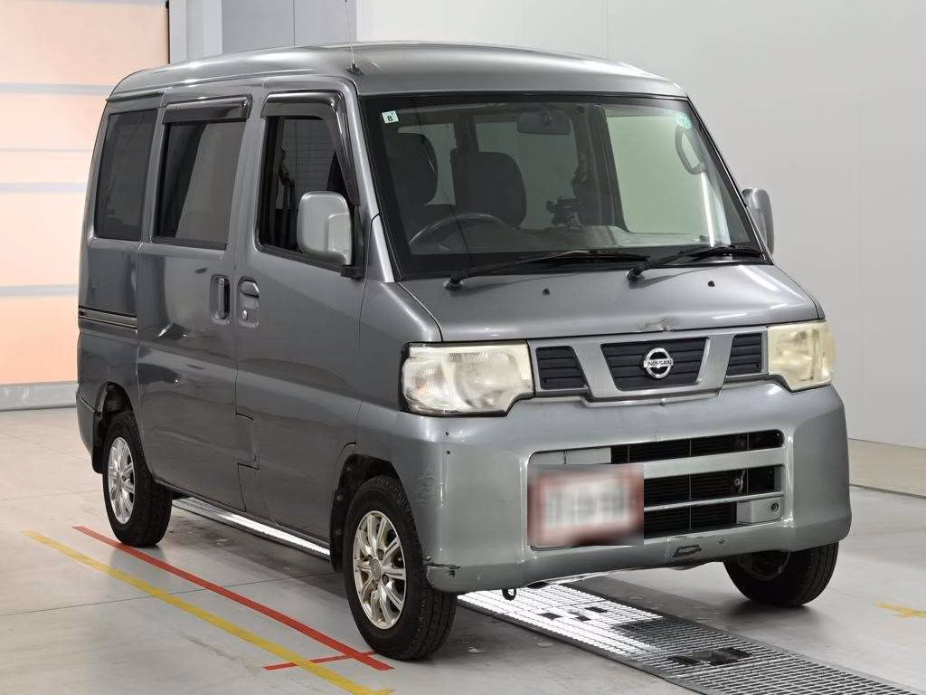 NISSAN NV100 CLIPPER
