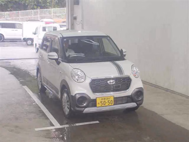 DAIHATSU CAST