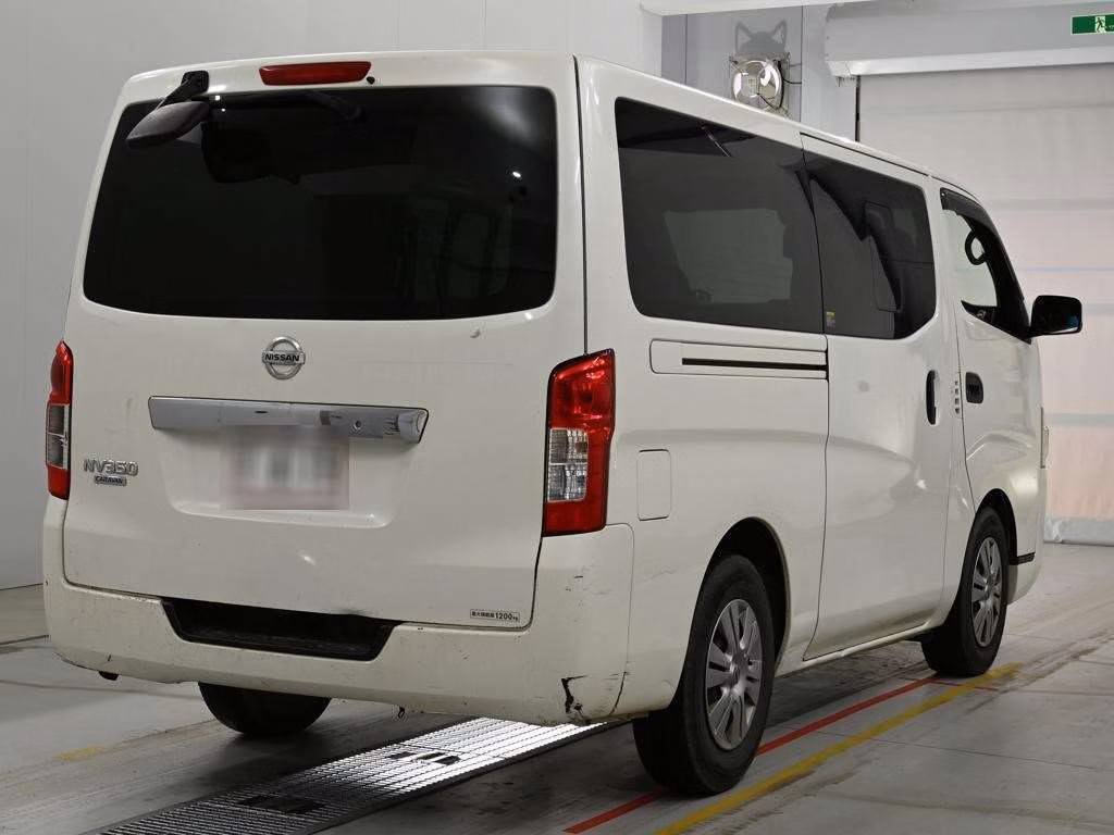 NISSAN NV350 CARAVAN