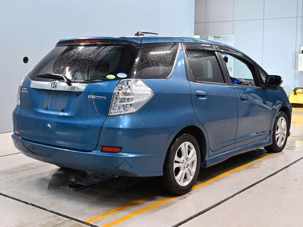 HONDA FIT SHUTTLE