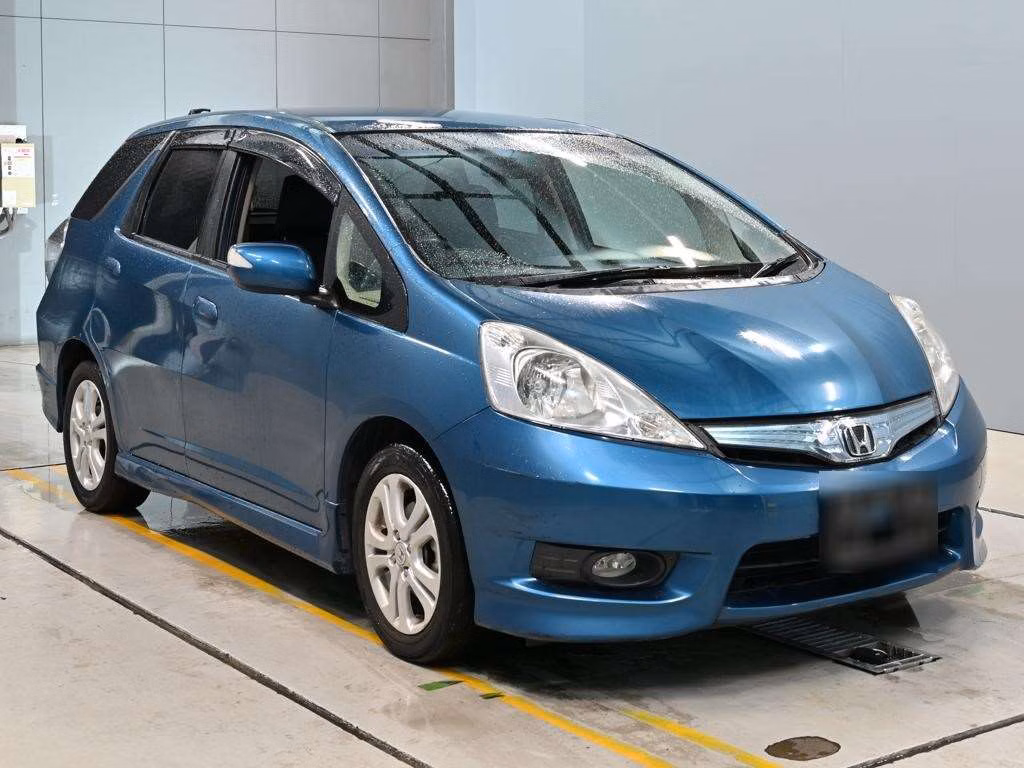 HONDA FIT SHUTTLE