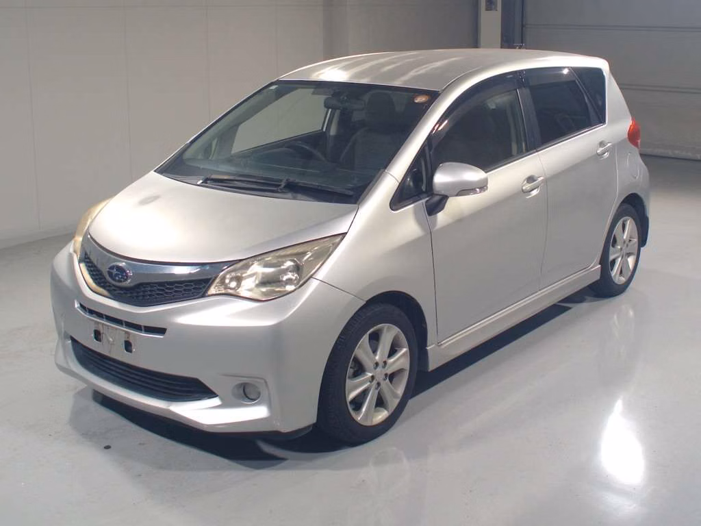 SUBARU TREZIA