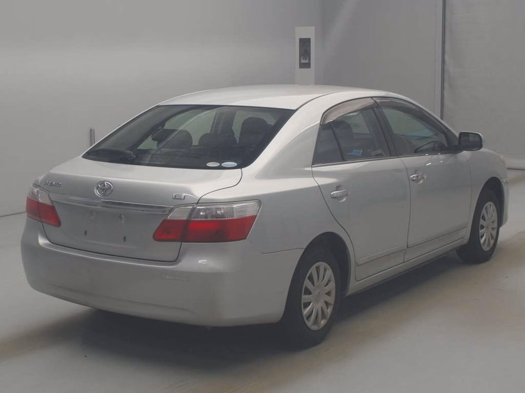 TOYOTA PREMIO
