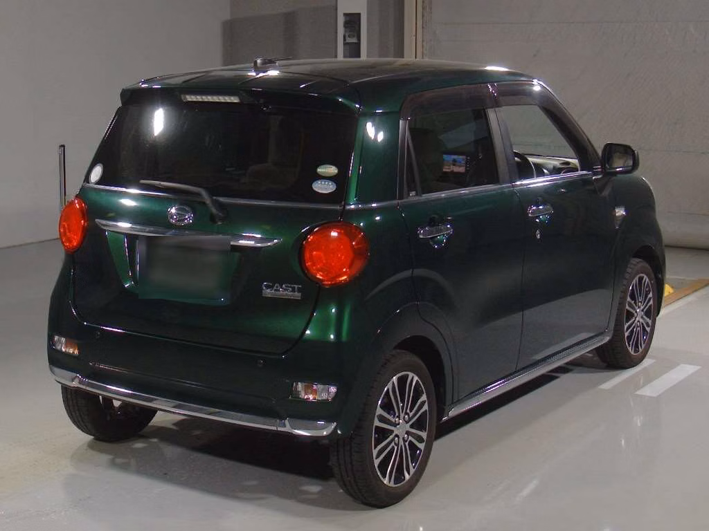 DAIHATSU CAST