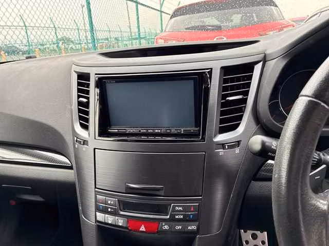 SUBARU LEGACY