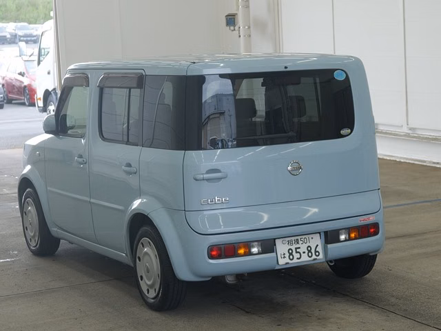 NISSAN CUBE