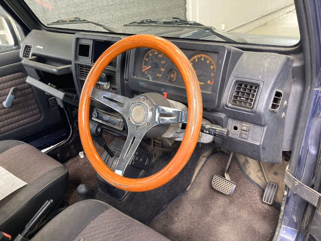 SUZUKI JIMNY