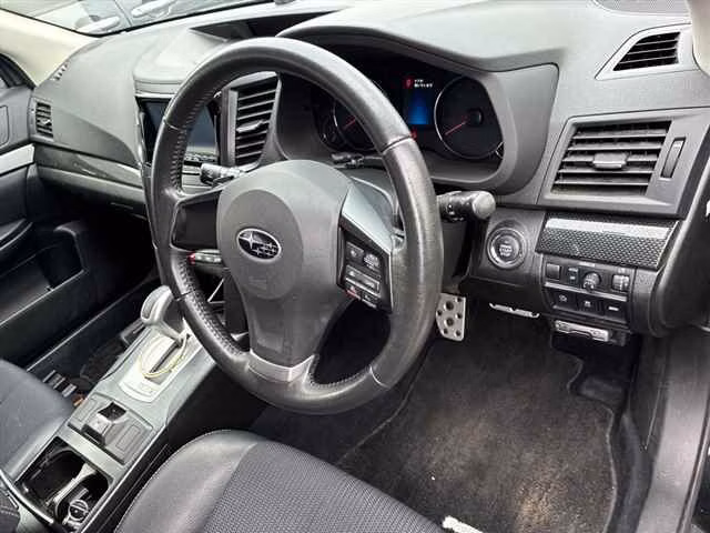 SUBARU LEGACY