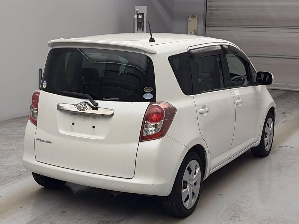 TOYOTA RACTIS