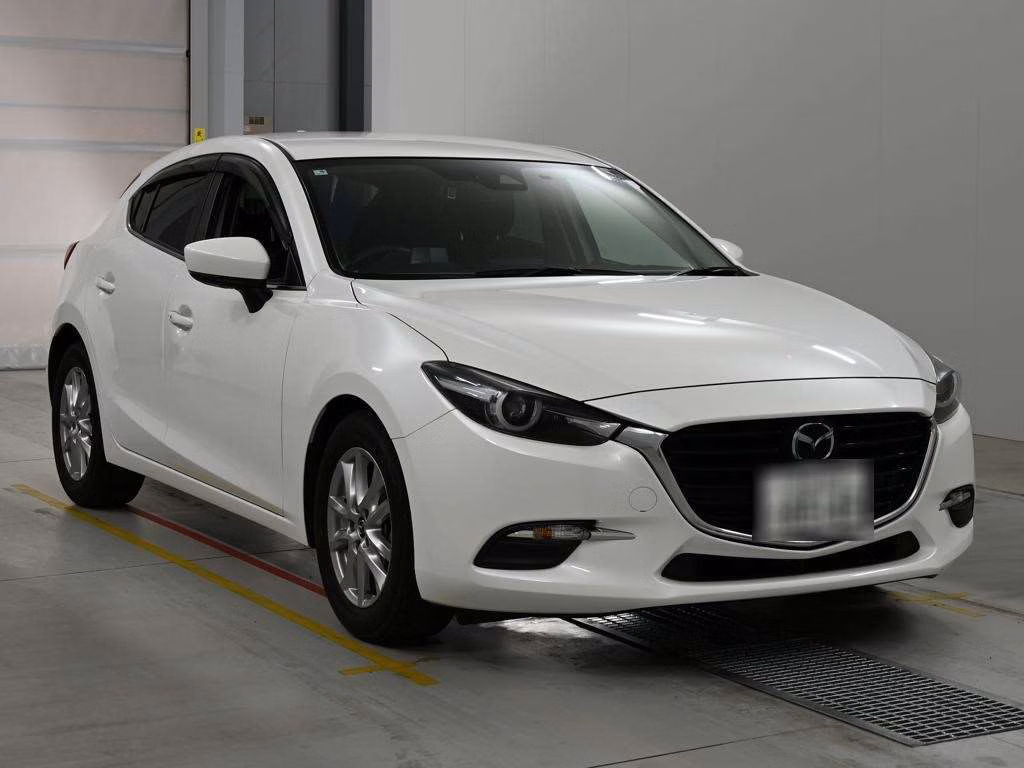 MAZDA AXELA