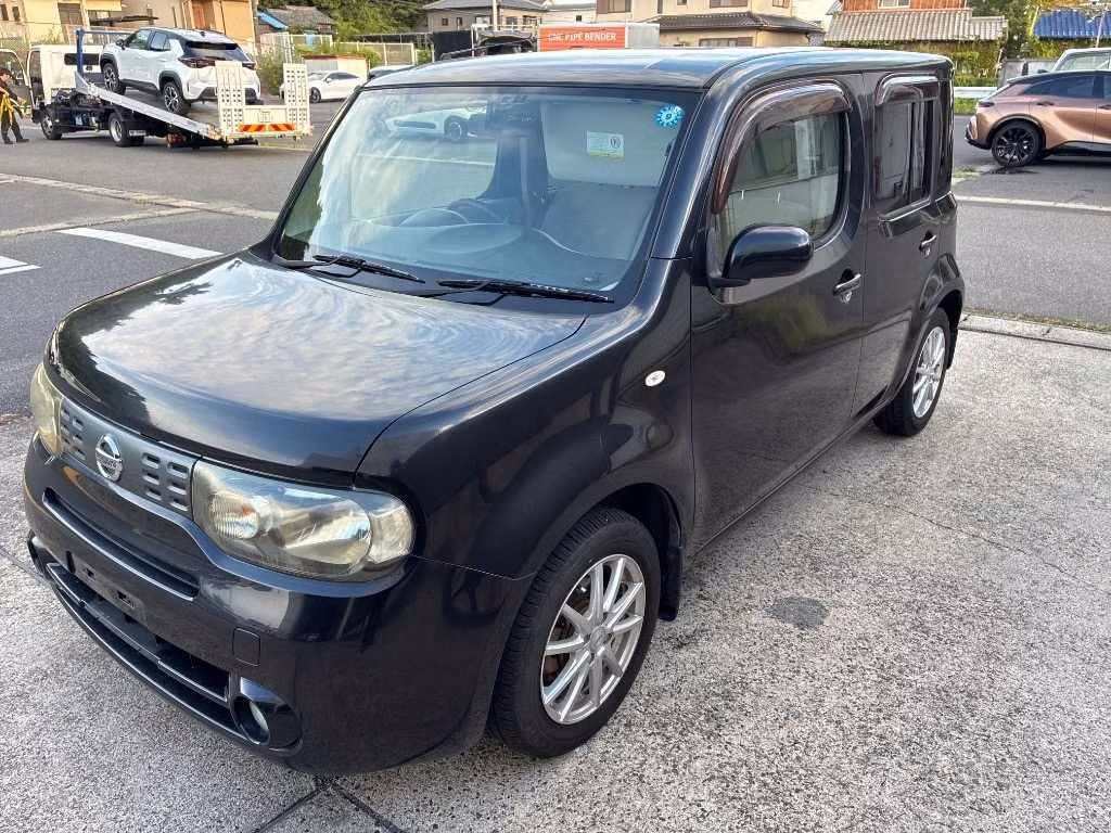 NISSAN CUBE