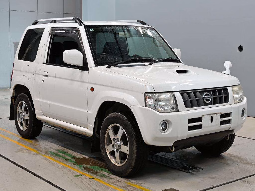 NISSAN KIX