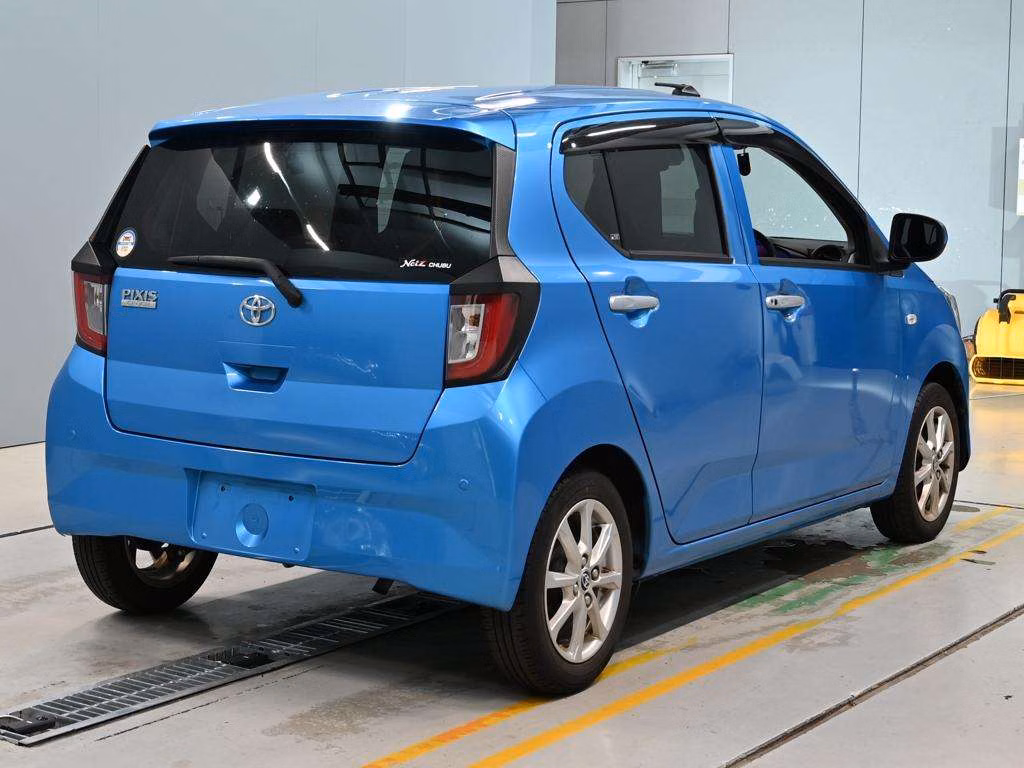 TOYOTA PIXIS EPOCH