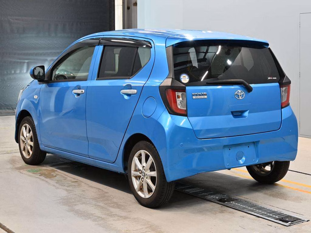TOYOTA PIXIS EPOCH