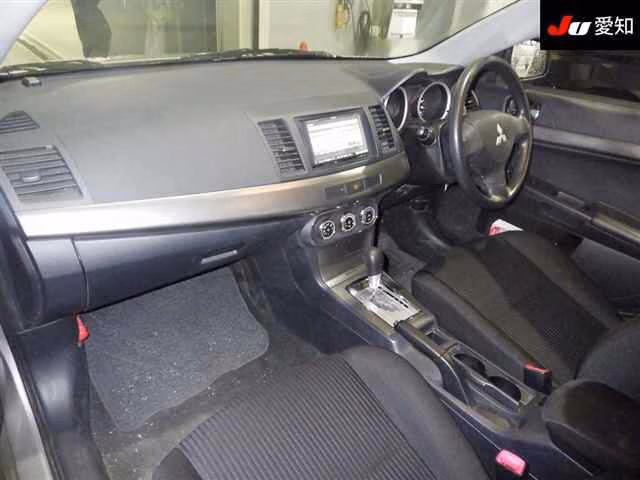 MITSUBISHI GALANT FORTIS