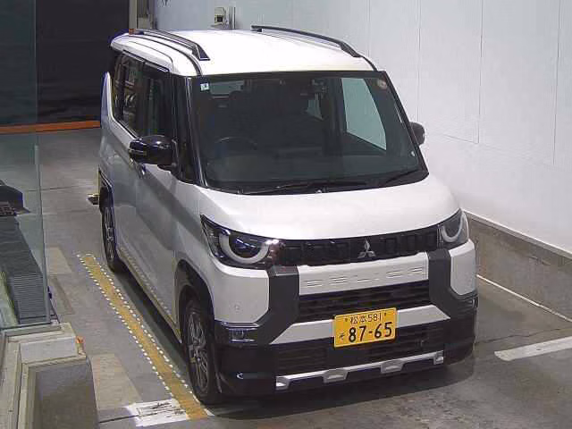 MITSUBISHI DELICA MINI