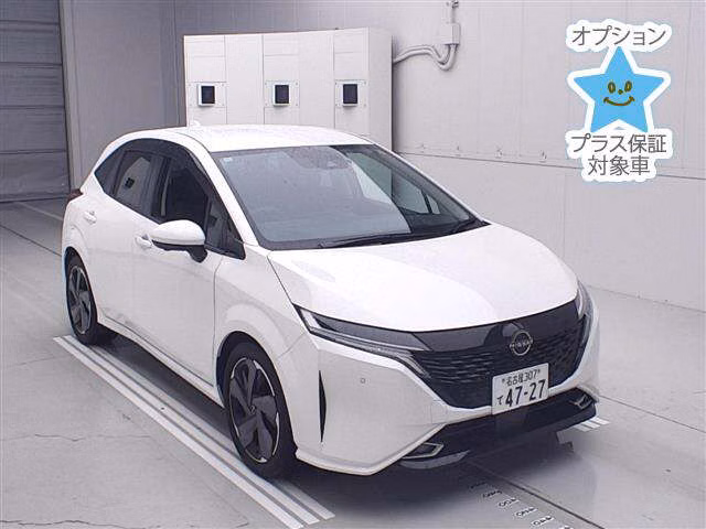 NISSAN AURA