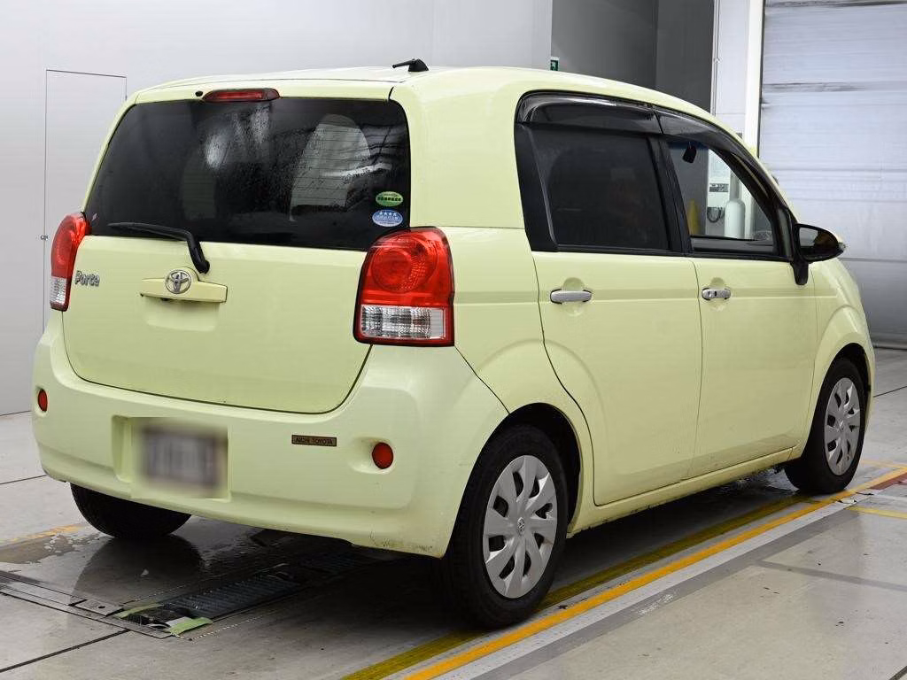 TOYOTA PORTE