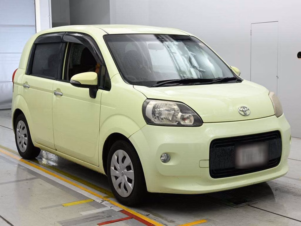 TOYOTA PORTE