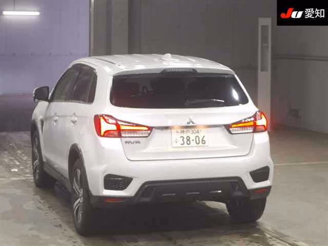 MITSUBISHI RVR
