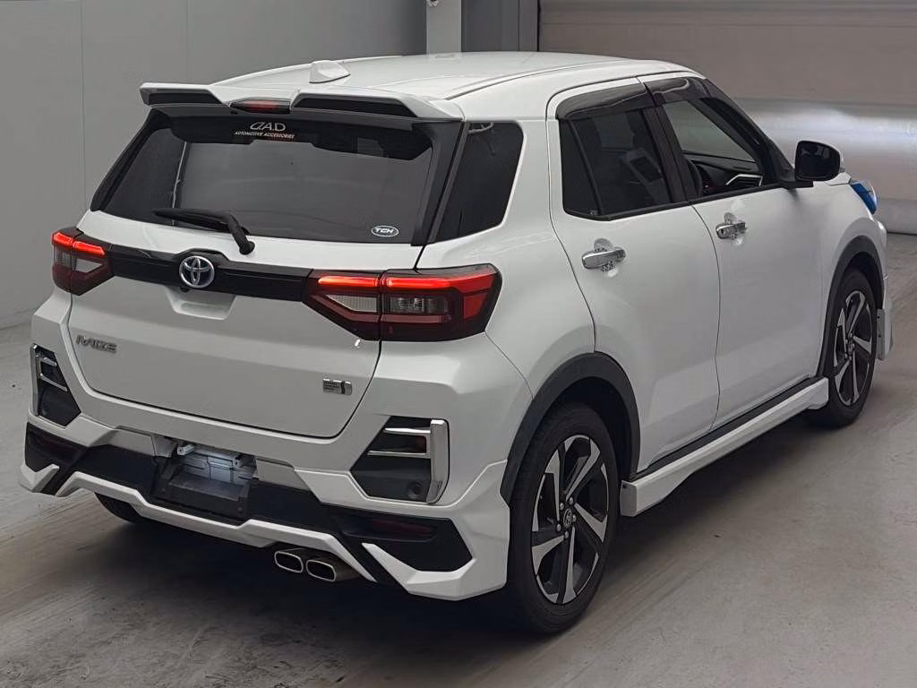 TOYOTA RAIZE