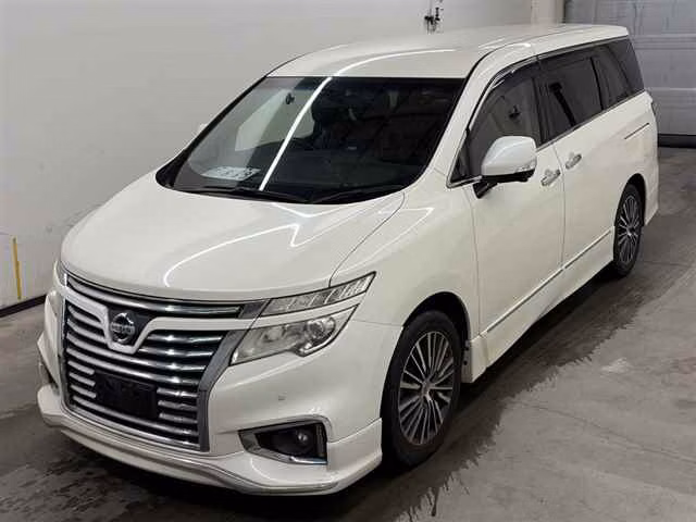 NISSAN ELGRAND