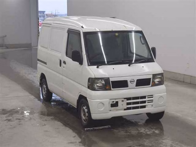 NISSAN CLIPPER