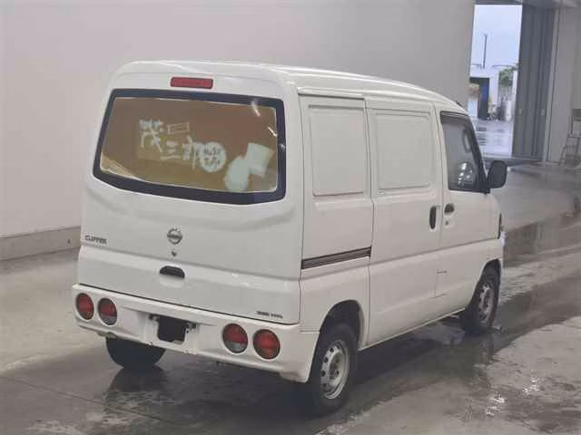 NISSAN CLIPPER