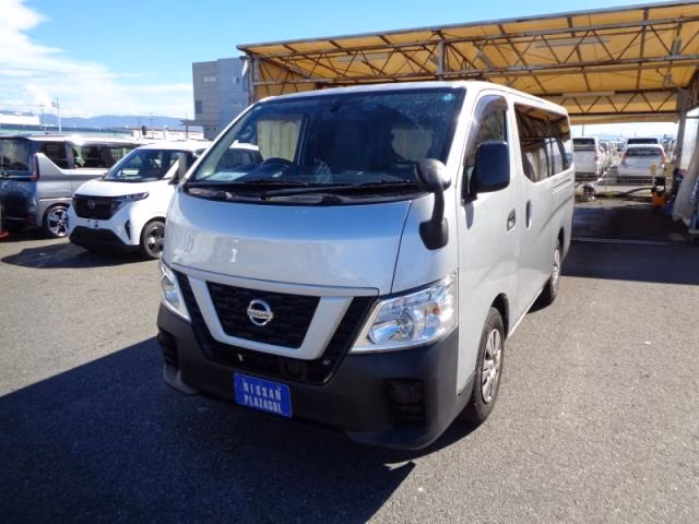 NISSAN NV350 CARAVAN