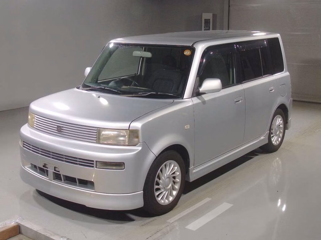 TOYOTA BB