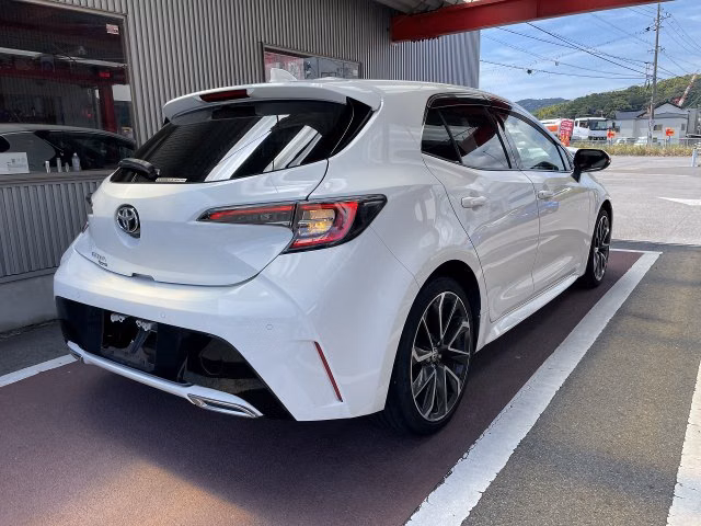 TOYOTA COROLLA