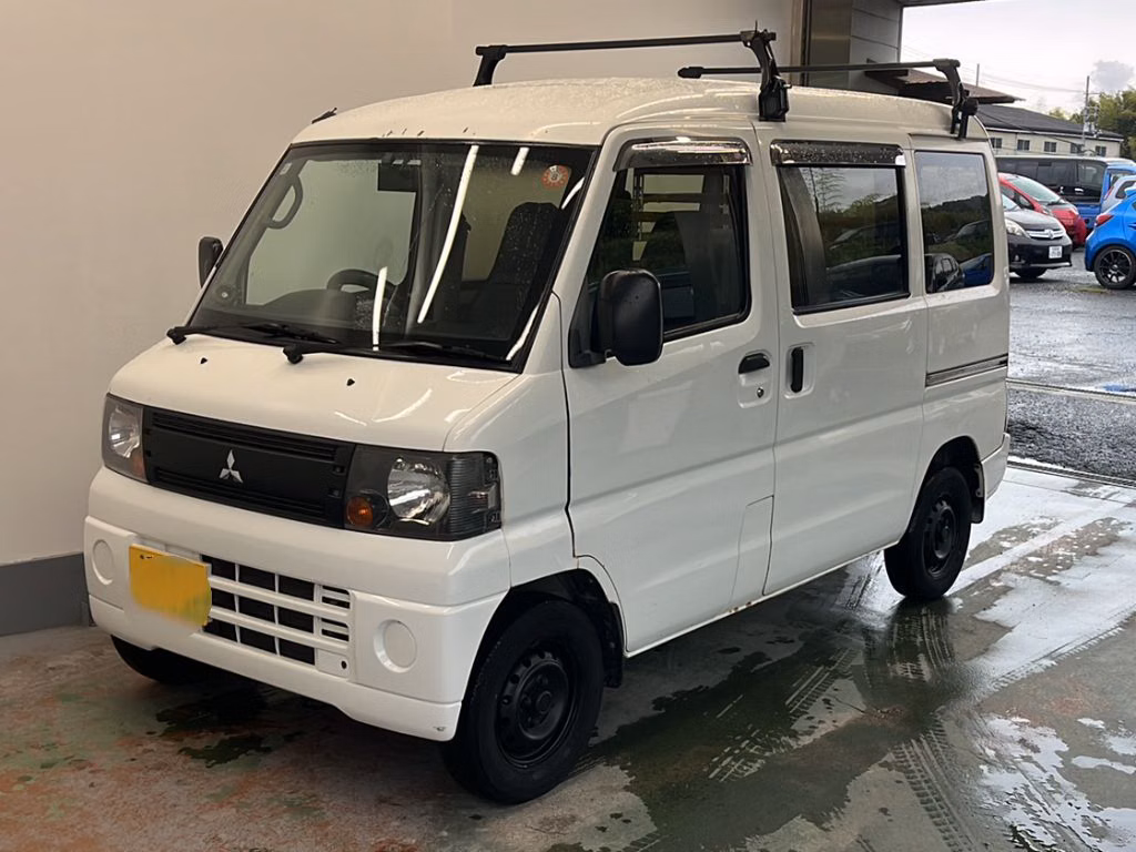 MITSUBISHI MINICAB