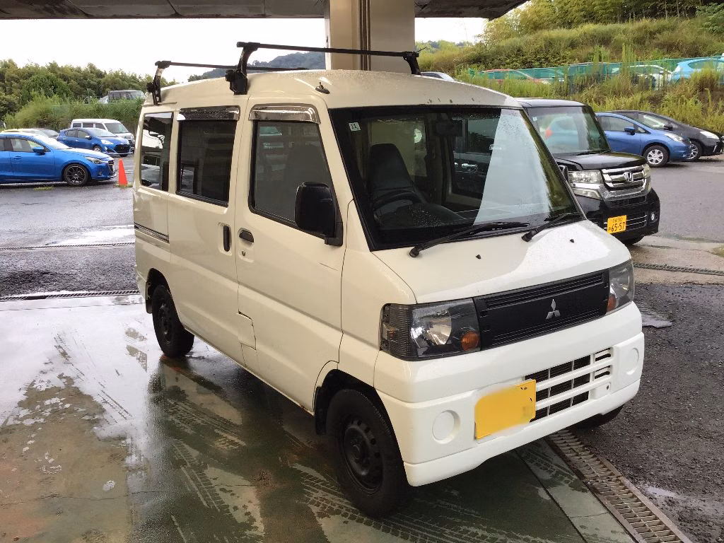 MITSUBISHI MINICAB