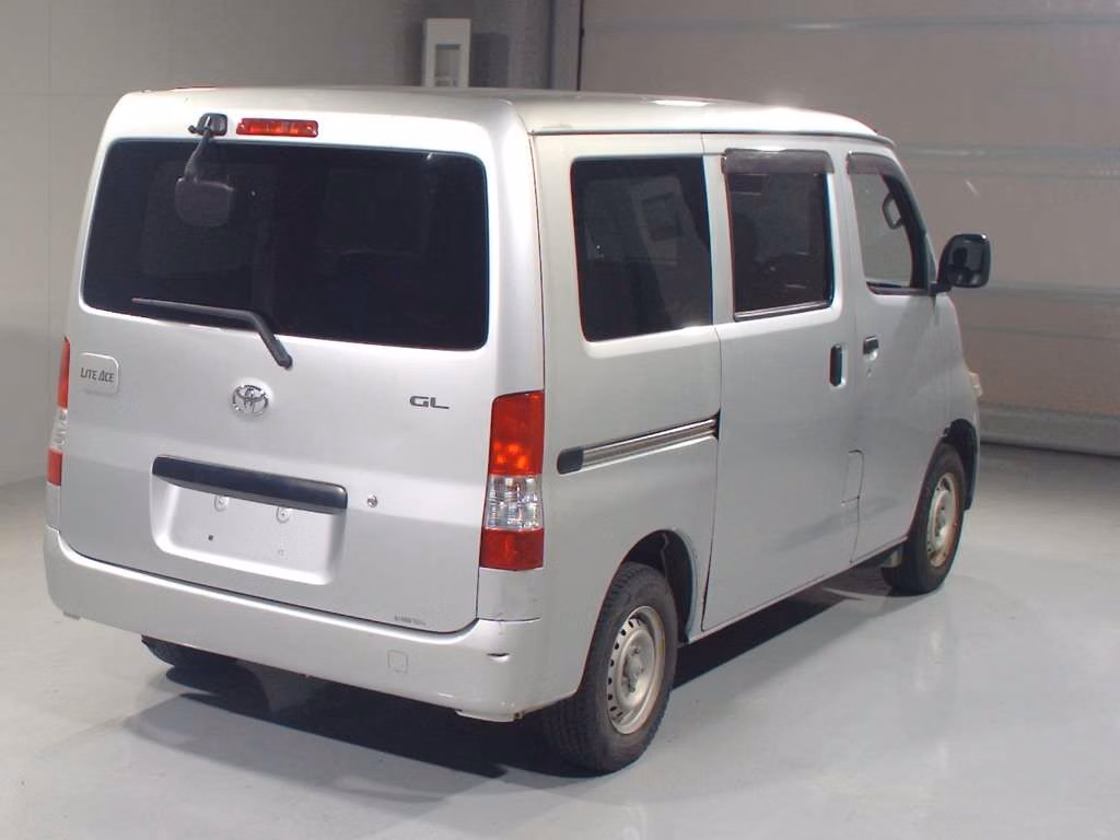 TOYOTA LITE ACE