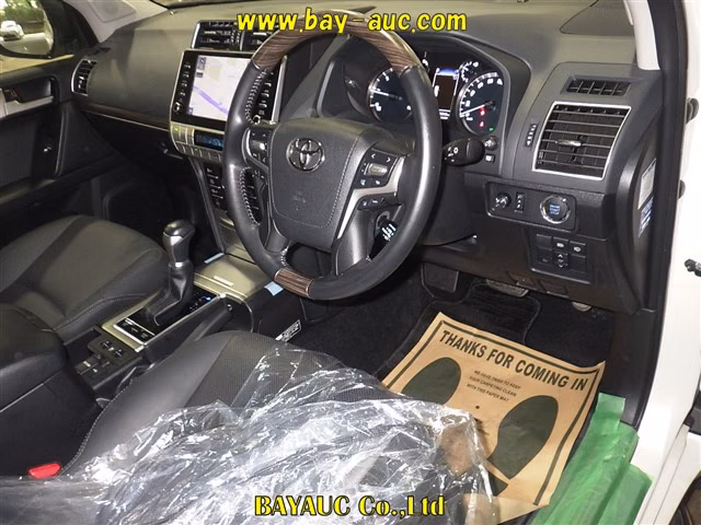 TOYOTA LAND CRUISER PRADO