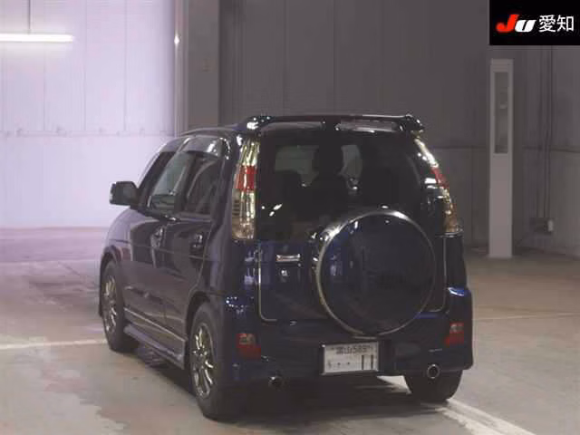 DAIHATSU TERIOS KID