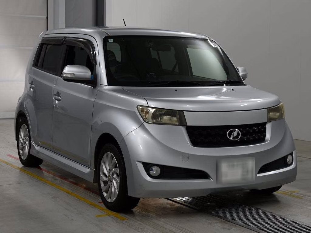 TOYOTA BB