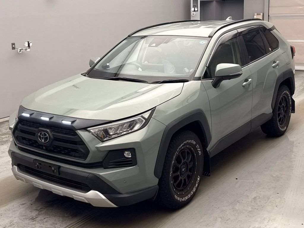 TOYOTA RAV4