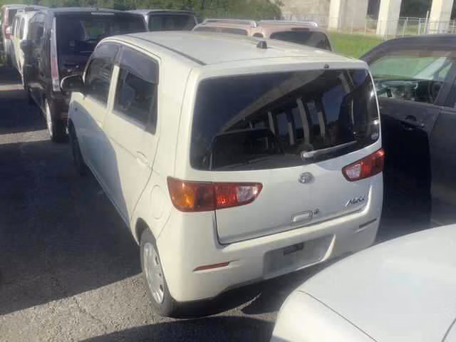 DAIHATSU MAX