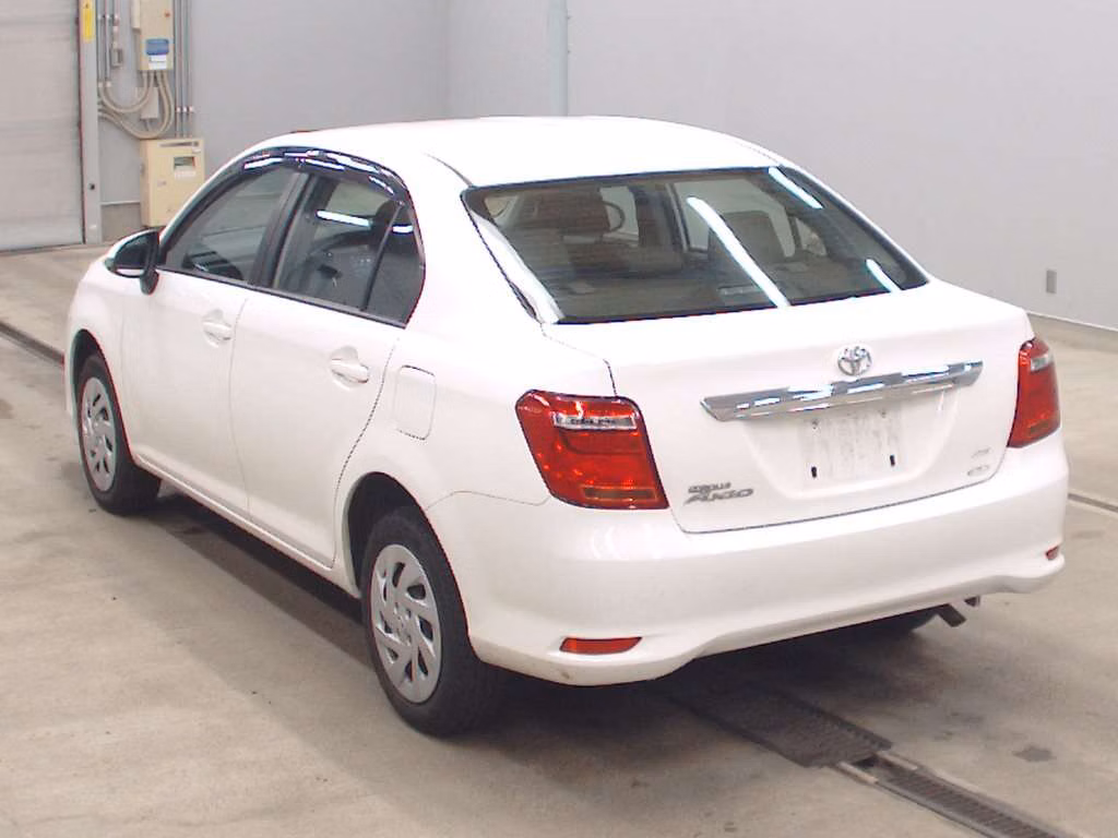 TOYOTA COROLLA AXIO
