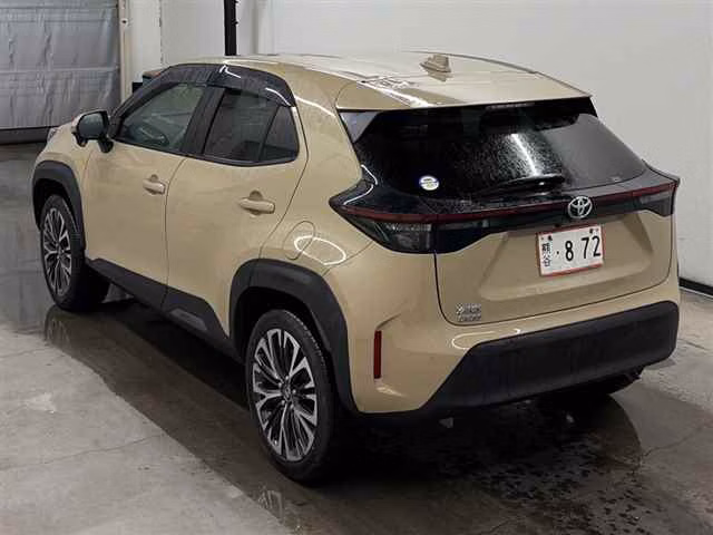 TOYOTA YARIS CROSS