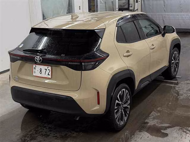 TOYOTA YARIS CROSS