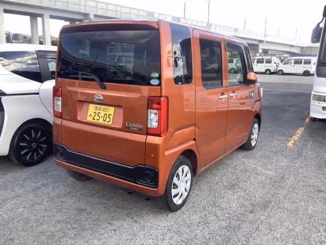 DAIHATSU HIJET CADDIE