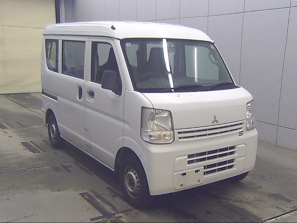 MITSUBISHI MINICAB