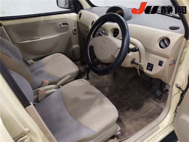 DAIHATSU ESSE