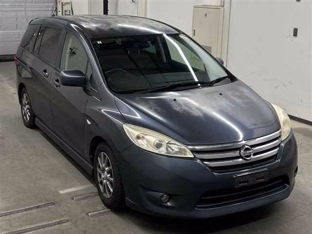 NISSAN LAFESTA