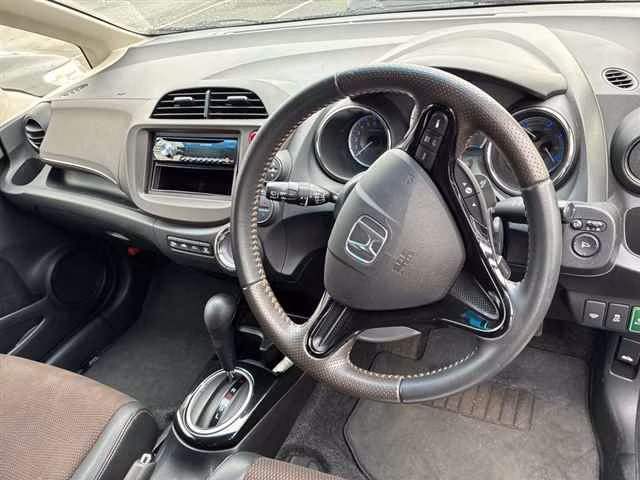 HONDA FIT SHUTTLE